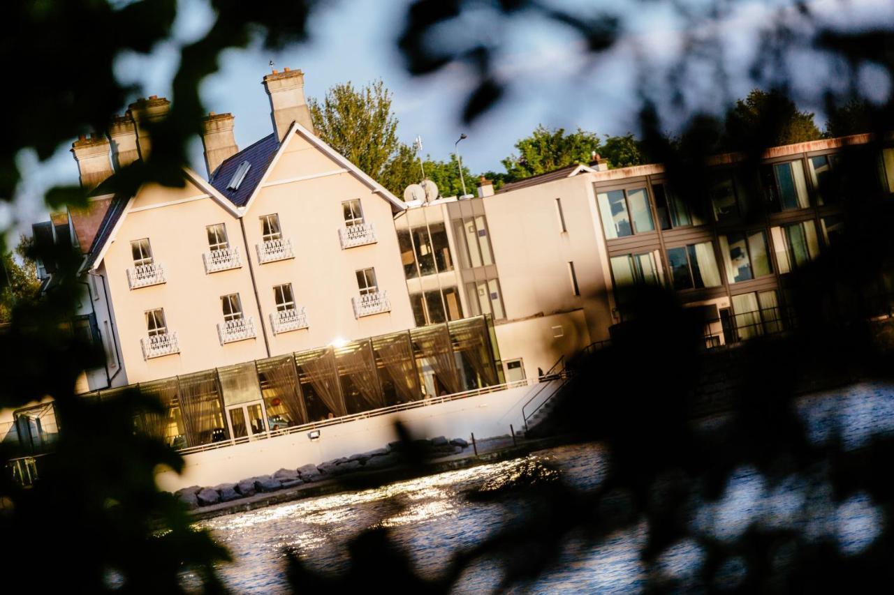 Ice House Hotel Ballina  Exteriör bild
